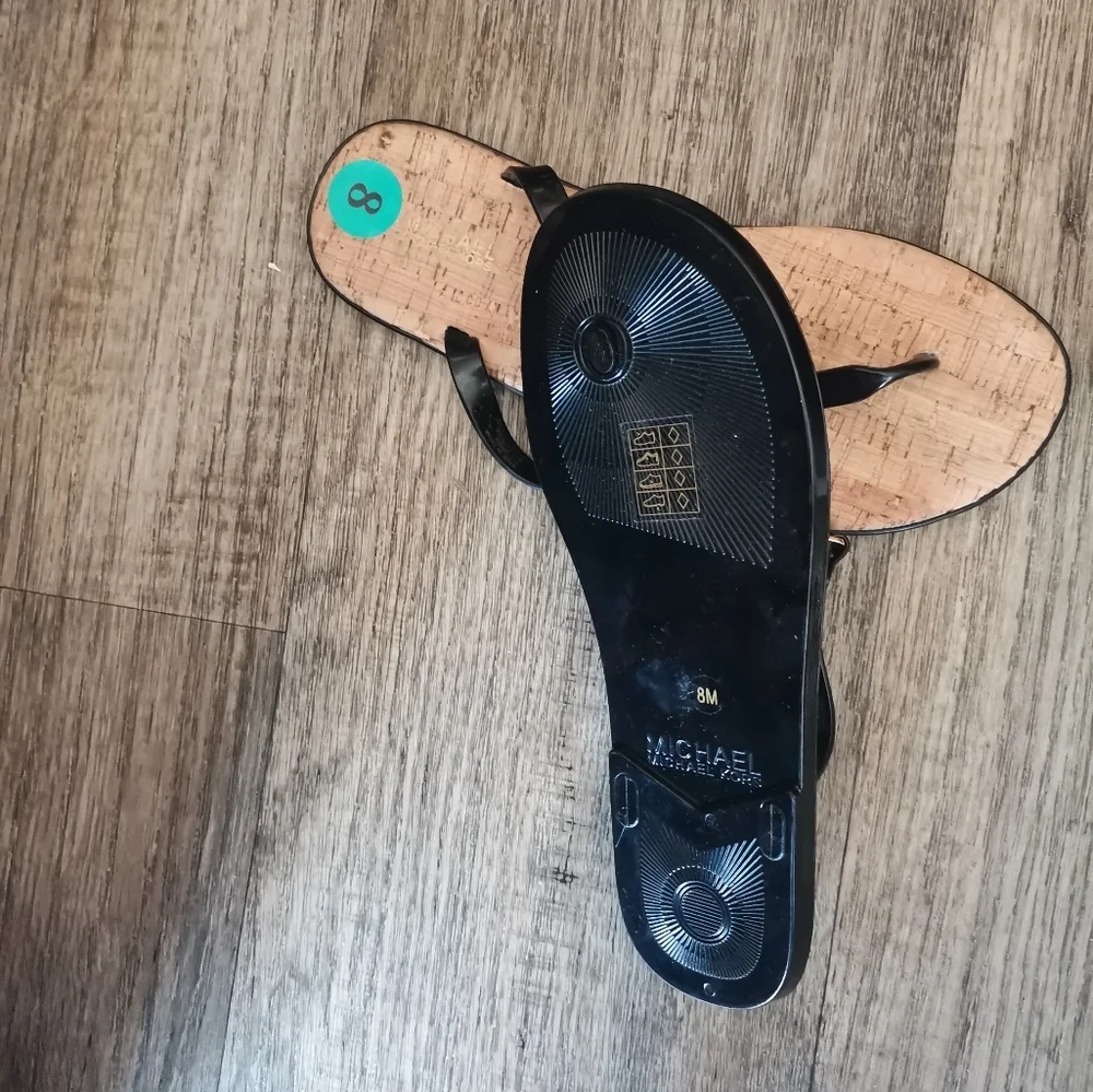 Michael Kors MK Charm Jelly Thong Sandals Size:8 NWOT - Picture 4 of 6